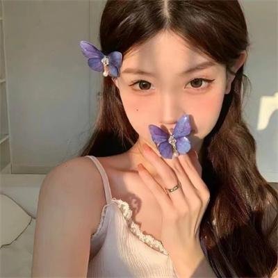 游艇藏春